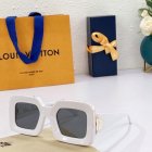 Louis Vuitton High Quality Sunglasses 5461