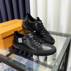 Louis Vuitton Men's shoes 2434