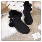 UGG Women's Shoes 305