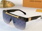 Louis Vuitton High Quality Sunglasses 342