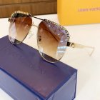 Louis Vuitton High Quality Sunglasses 914
