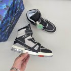 Louis Vuitton Men's shoes 971