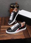 Gucci Men's Shoes 697