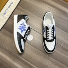 Louis Vuitton Men's shoes 114