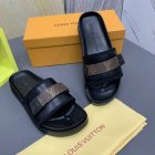 Louis Vuitton Men's Slippers 90