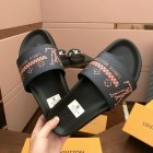 Louis Vuitton Men's Slippers 519