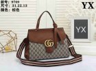 Gucci Normal Quality Handbags 946