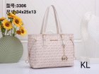 MICHAEL KORS Normal Quality Handbags 105