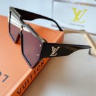 Louis Vuitton High Quality Sunglasses 5335