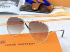Louis Vuitton High Quality Sunglasses 4586