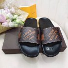 Louis Vuitton Men's Slippers 221