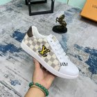 Louis Vuitton Men's shoes 2495
