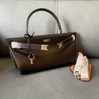 Tory Burch High Quality Handbags 438