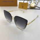 Louis Vuitton High Quality Sunglasses 677