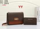 MICHAEL KORS Normal Quality Handbags 171