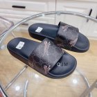 Gucci Men's Slippers 77