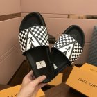Louis Vuitton Men's Slippers 496
