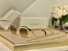 Valentino High Quality Sunglasses 185