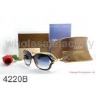 Gucci Normal Quality Sunglasses 586