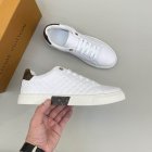 Louis Vuitton Men's shoes 482