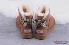 UGG Women's Shoes 215