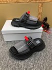 GIVENCHY Men's Slipper 30