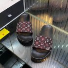 Louis Vuitton Men's Slippers 266
