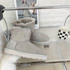 UGG Women's Shoes 379