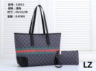 Gucci Normal Quality Handbags 70