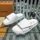 Louis Vuitton Men's Slippers 300