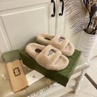 Gucci Women's Slippers 539