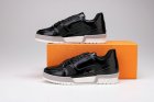 Louis Vuitton Men's shoes 807