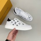 Louis Vuitton Men's shoes 642