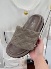 Louis Vuitton Men's Slippers 371