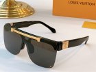 Louis Vuitton High Quality Sunglasses 339