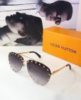 Louis Vuitton High Quality Sunglasses 5392