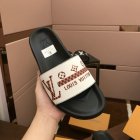 Louis Vuitton Men's Slippers 518