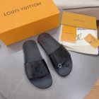 Louis Vuitton Men's Slippers 560