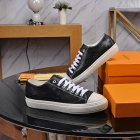 Louis Vuitton Men's shoes 249