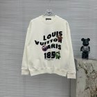Louis Vuitton Men's Long Sleeve T-shirts 590