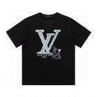 Louis Vuitton Men's T-shirts 258