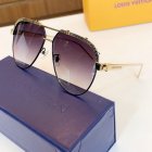 Louis Vuitton High Quality Sunglasses 911