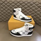 Louis Vuitton Men's shoes 3308