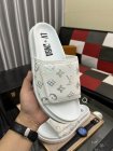 Louis Vuitton Men's Slippers 657
