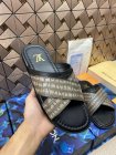 Louis Vuitton Men's Slippers 529