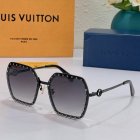 Louis Vuitton High Quality Sunglasses 2544