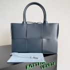 Bottega Veneta Original Quality Handbags 500