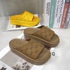 Gucci Men's Slippers 270