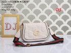 Gucci Normal Quality Handbags 525