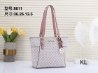 MICHAEL KORS Normal Quality Handbags 20